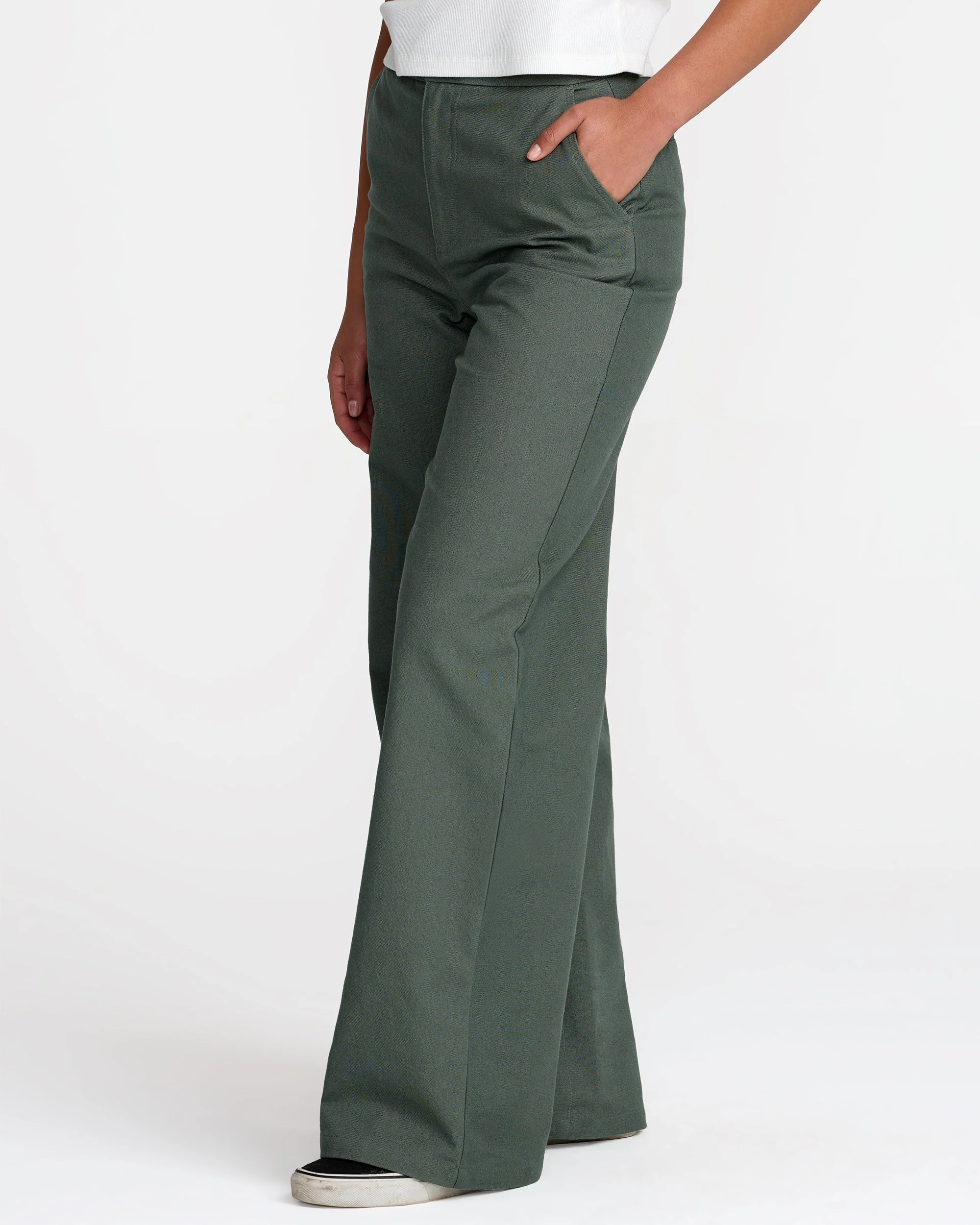 Bonnie Pant - Image 7