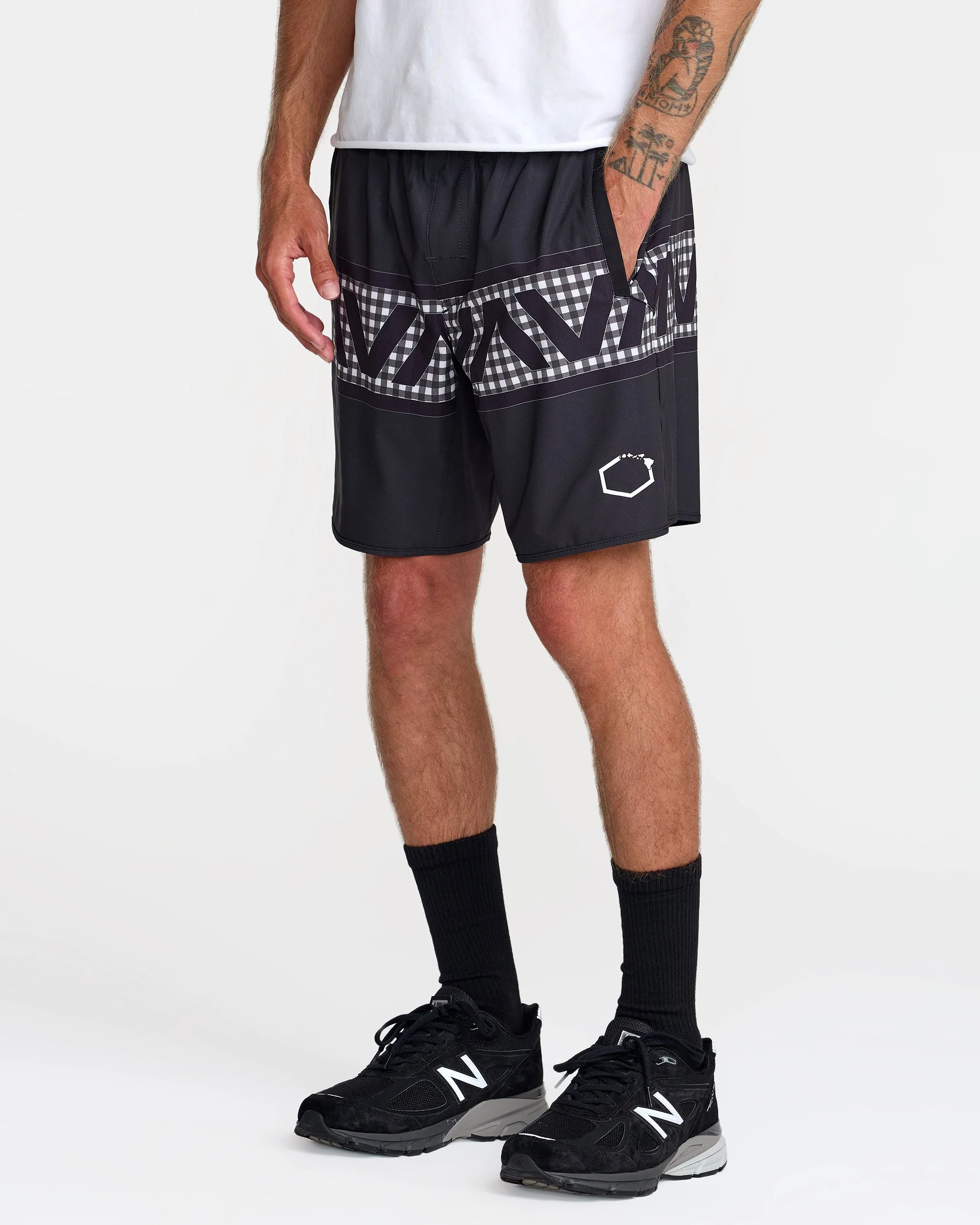Hawaii Yogger Stretch 17" Short - Image 3