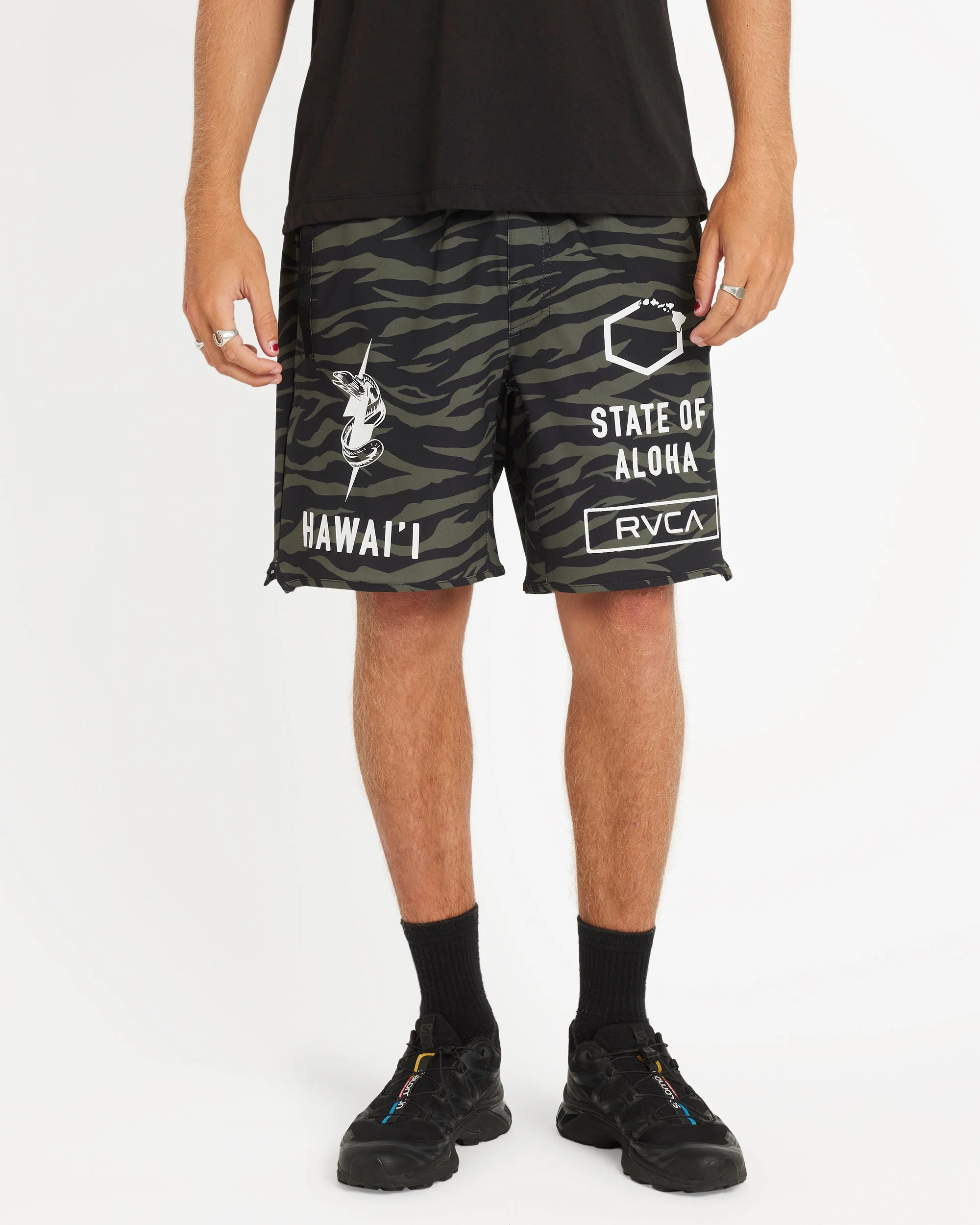 Hawaii Yogger Stretch 17" Short - Image 4