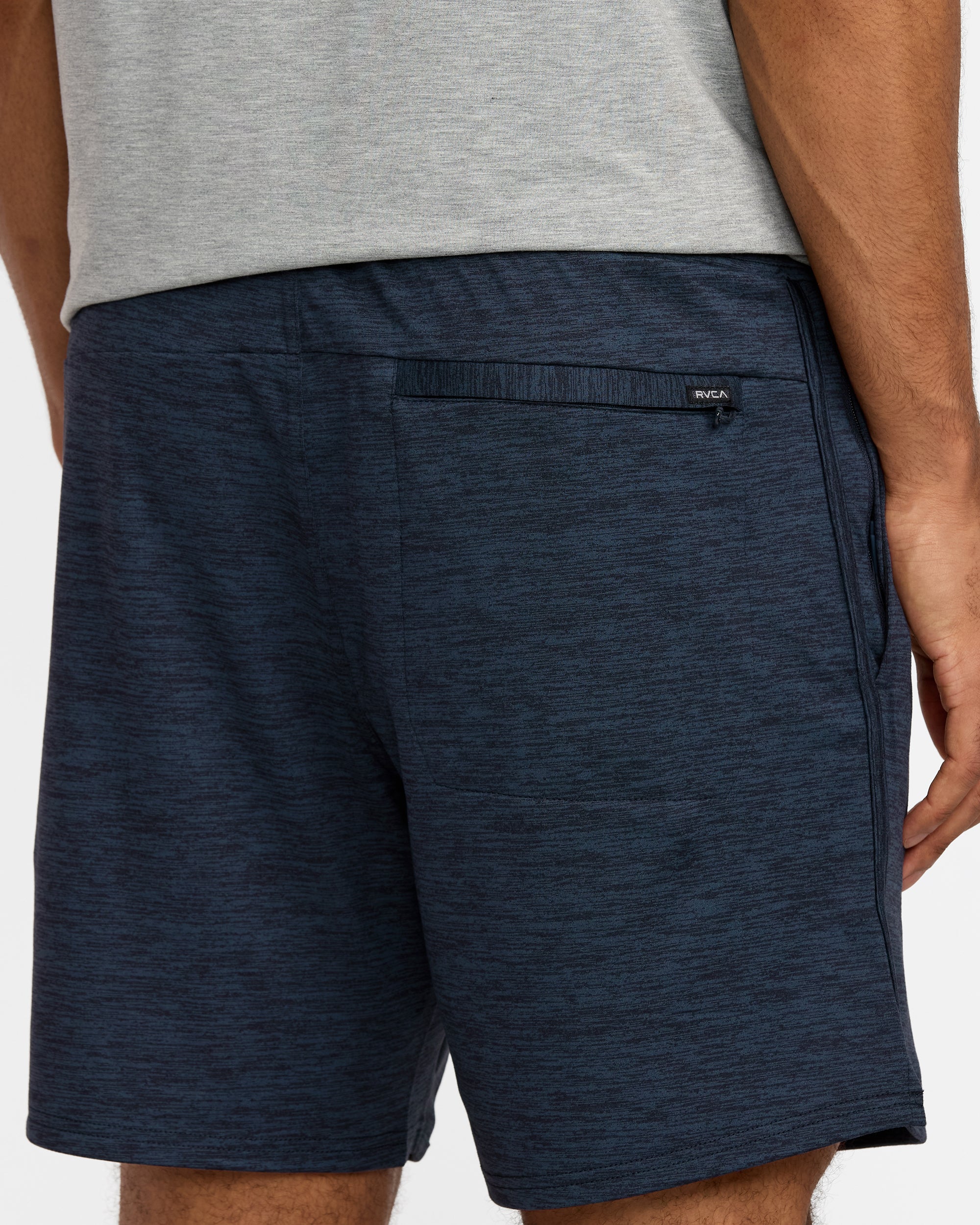 Yogger Recover 17" Short - Image 6