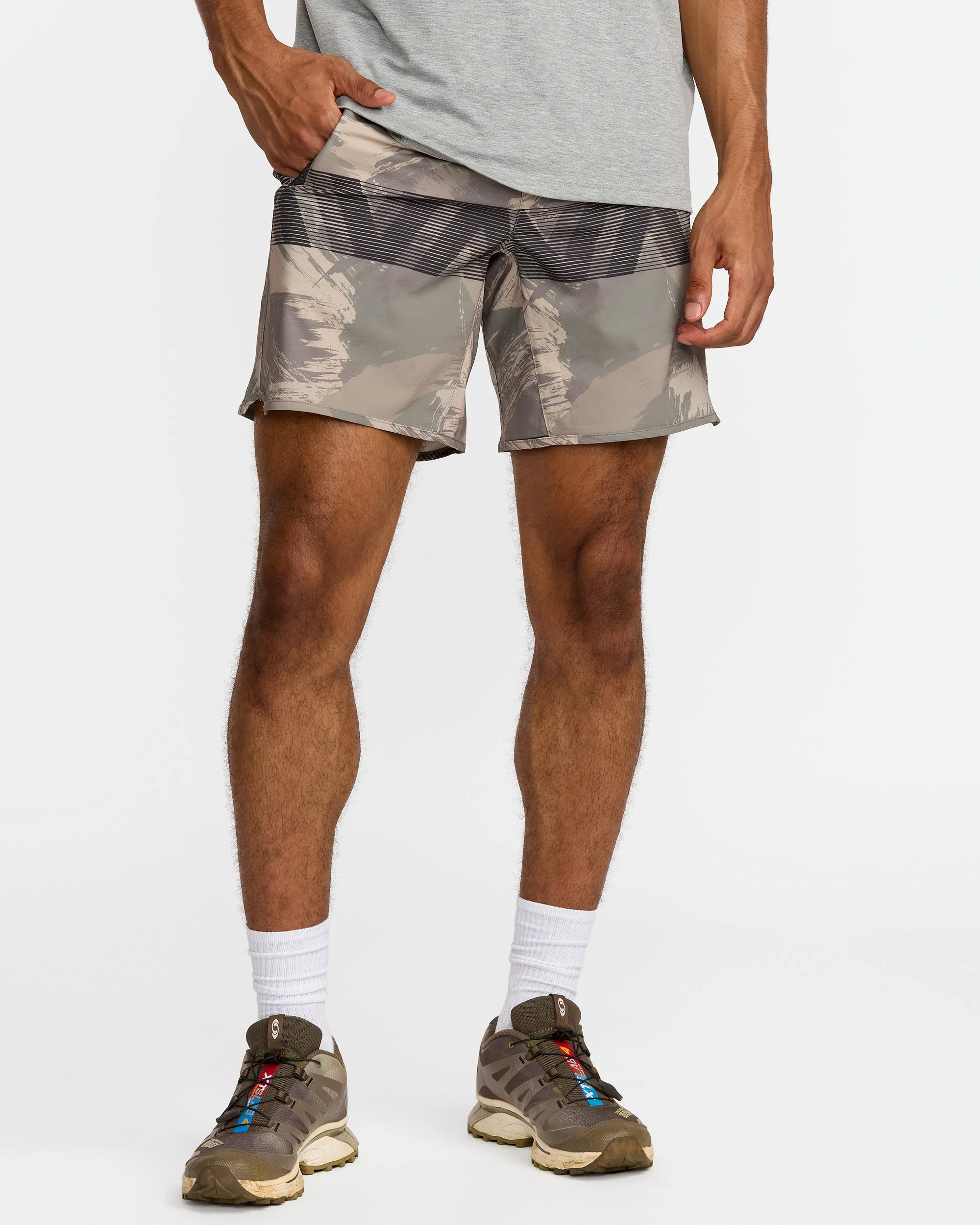 Yogger Stretch 17" Short - Image 3